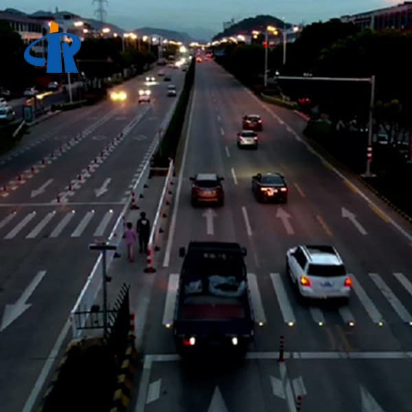 <h3>Solar Motorway Road Stud Synchronized For Freeway-RUICHEN </h3>
